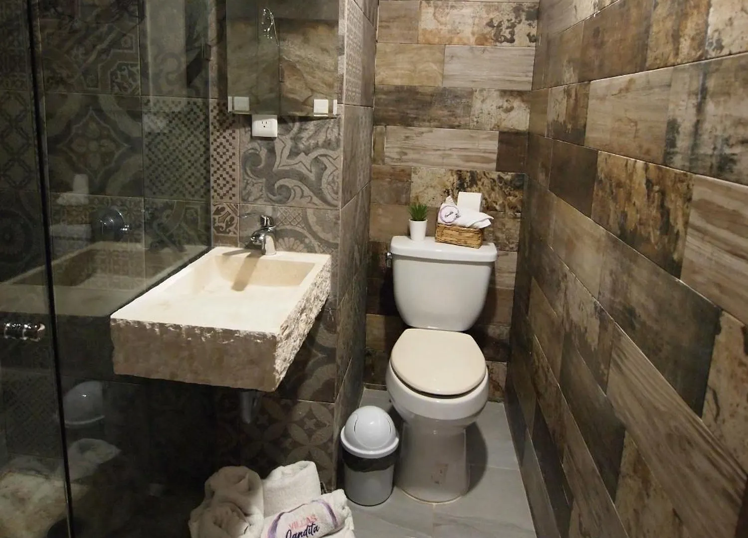 Villa Candita, A Unos Pasos Del Paseo Montejo Mérida 0*,