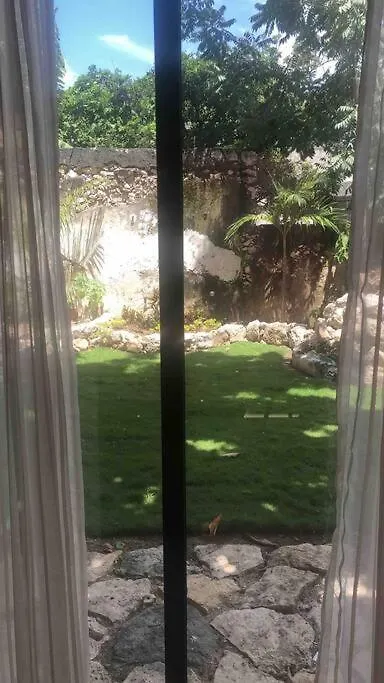 Villa Candita, A Unos Pasos Del Paseo Montejo Merida 0*,